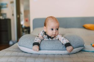 Lire la suite à propos de l’article Allaiter pendant la grossesse : est-ce sans danger ? Conseils et informations essentielles